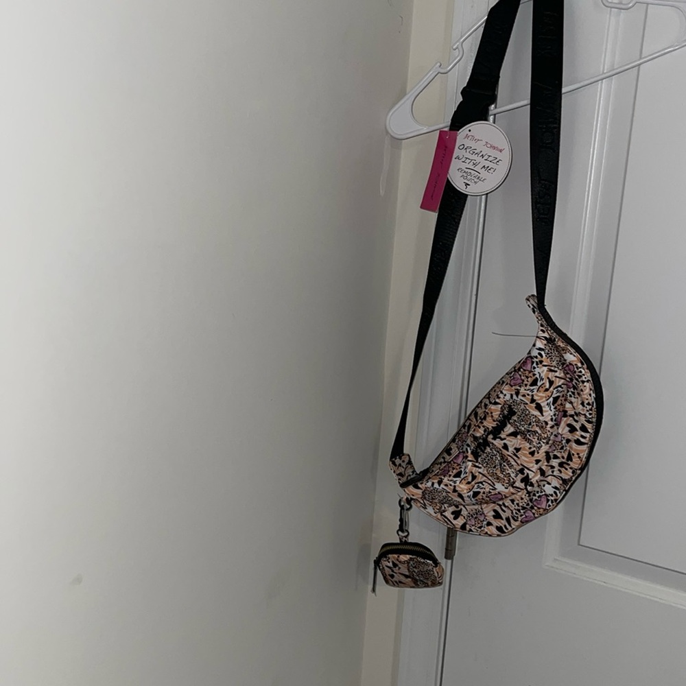 Betsy Johnson Animal Mul Fanny Pack with Removable Pouch NWT